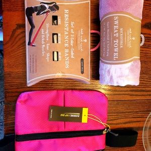 Workout towel resistance bands and waist purse